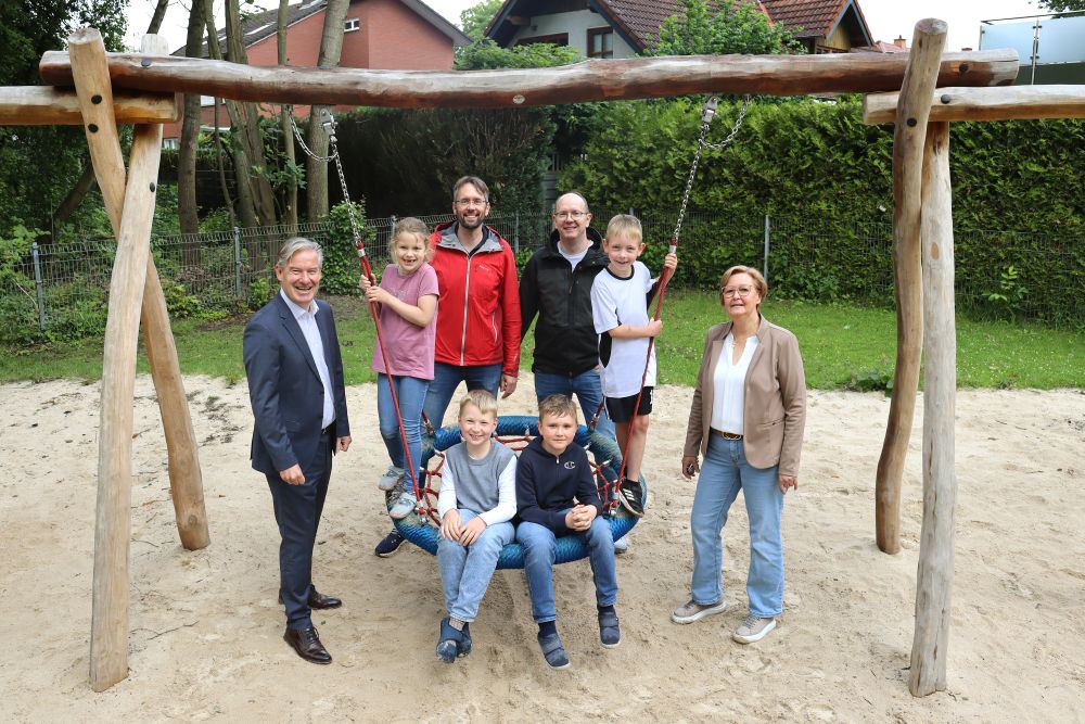 Schaukelanlage 01